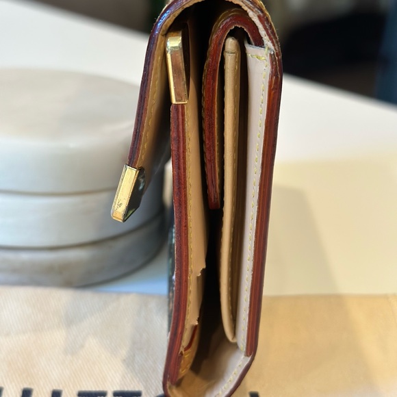 Louis Vuitton Takashi Murakami Rainbow Monogram Sarah Wallet - Picture 3 of 15